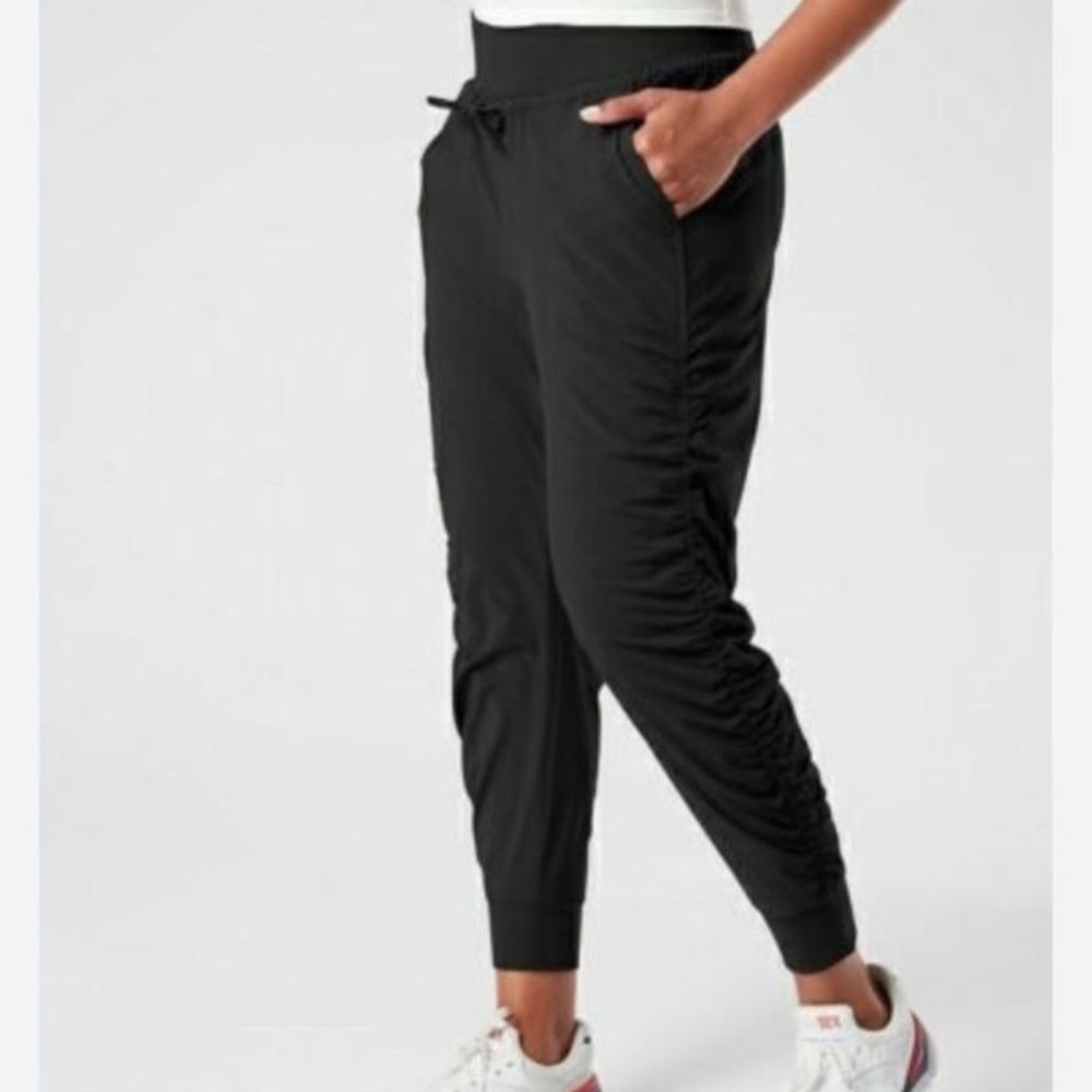 Athleta Attitude Pants Joggers Women’s Size 6 Black Stretch Active